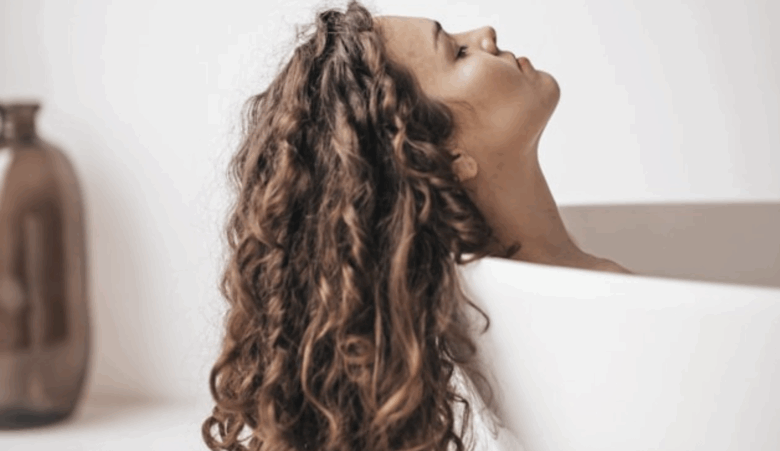 quando lavare i capelli